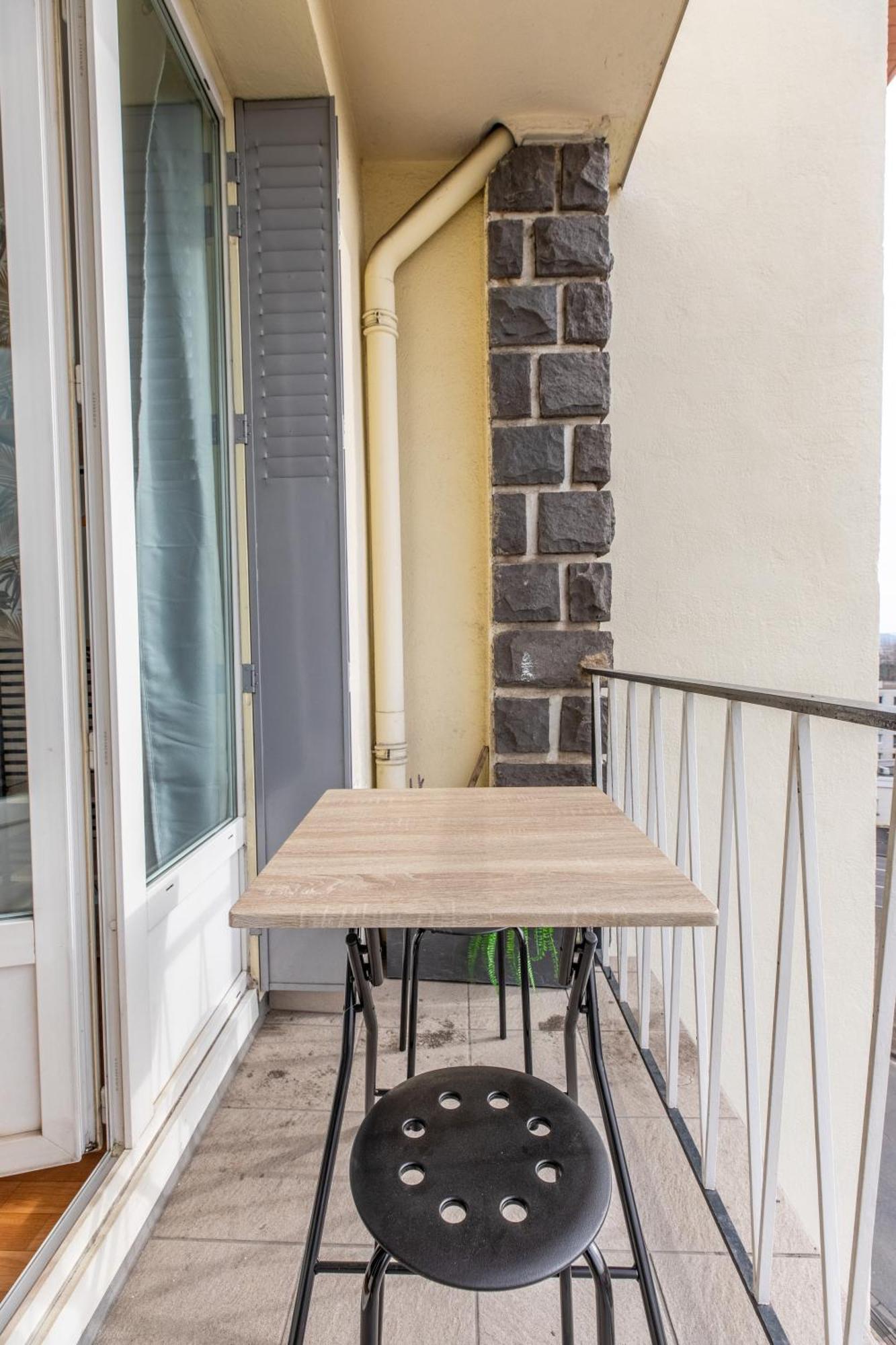 Cosy T1 Lavoisier Equipee Avec Balcon Cl-fd *